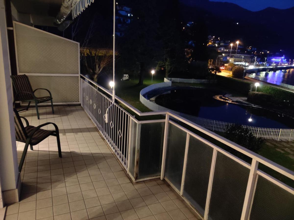 Appartamento Nelly - Per 4 Persone - Caray Park - Sale Marasino - Lago D'Iseo มาโรเน ภายนอก รูปภาพ
