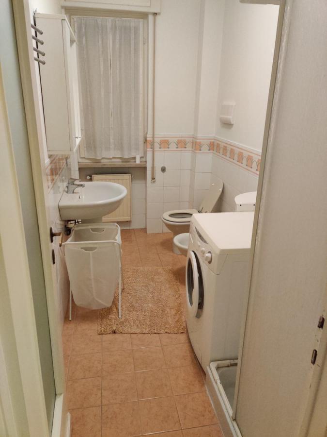 Appartamento Nelly - Per 4 Persone - Caray Park - Sale Marasino - Lago D'Iseo มาโรเน ภายนอก รูปภาพ