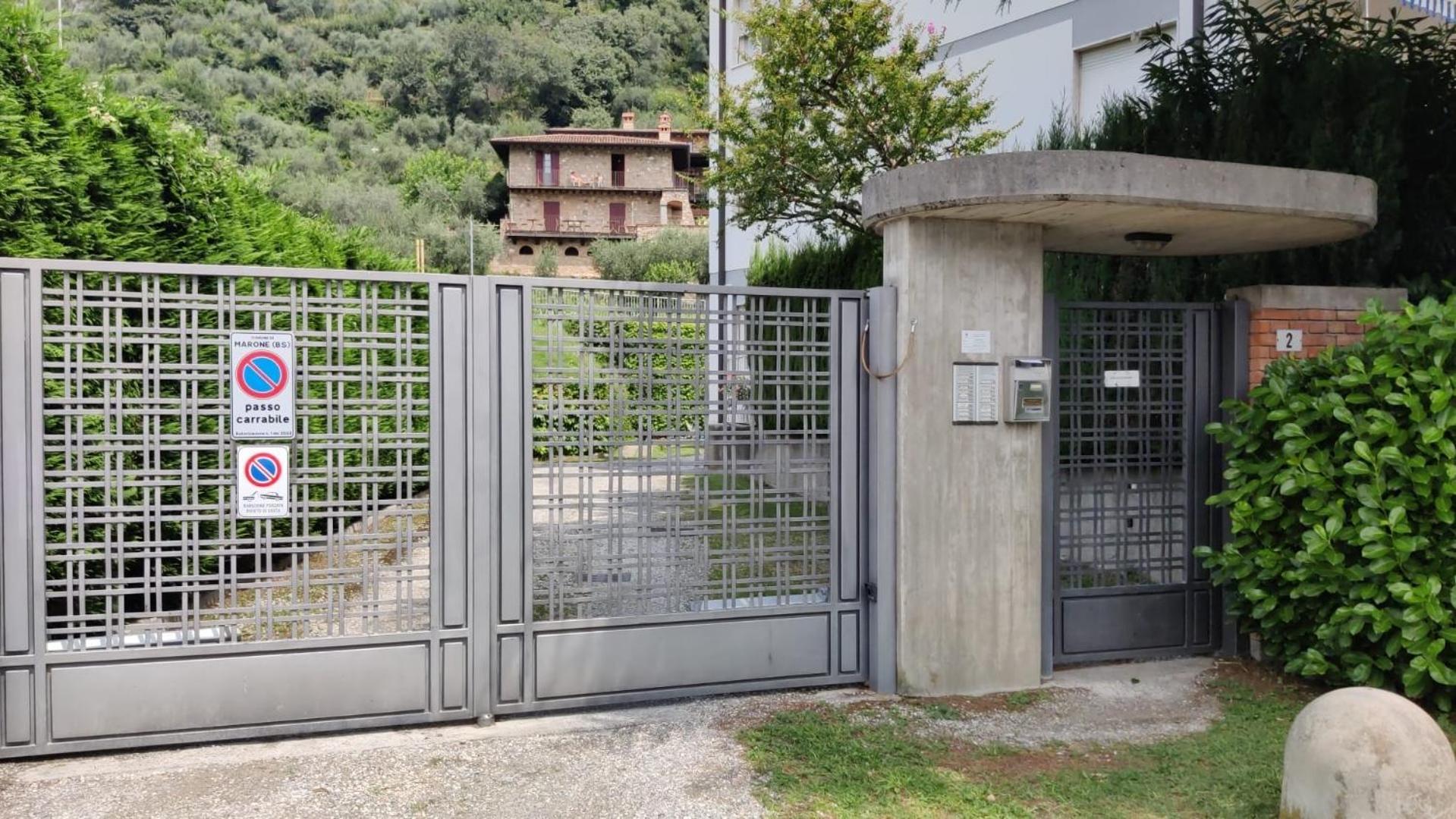 Appartamento Nelly - Per 4 Persone - Caray Park - Sale Marasino - Lago D'Iseo มาโรเน ภายนอก รูปภาพ